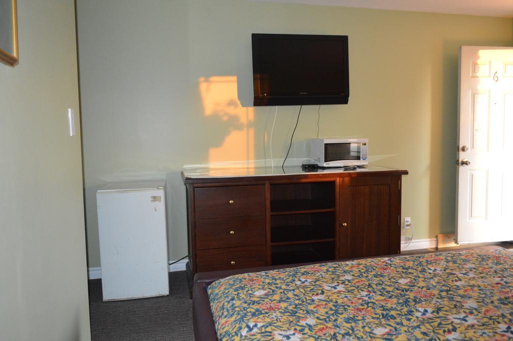 Kitchener Motel Buitenkant foto